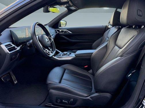 Black 2025 BMW 430 i