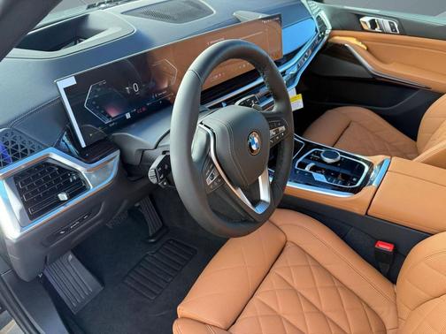 Black Sapphire Metallic 2026 BMW X5 sDrive40i