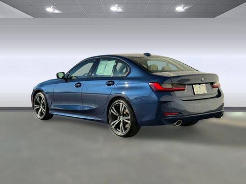 2023 BMW 330 i