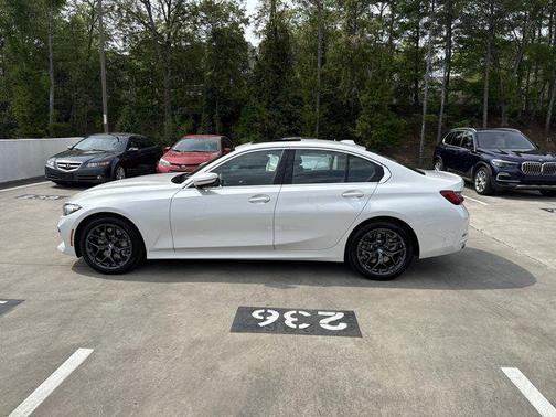 2025 BMW 330 i