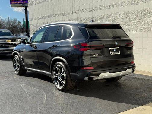 2025 BMW X5 xDrive40i