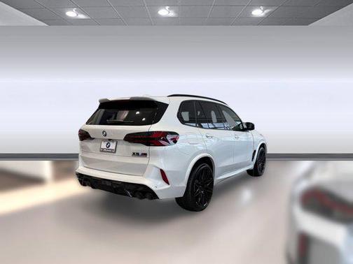 2026 BMW X5 M Base