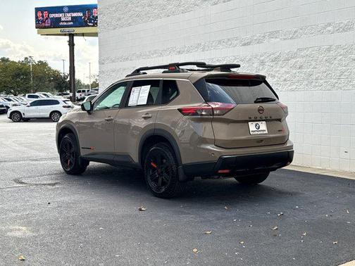 2025 Nissan Rogue Rock Creek