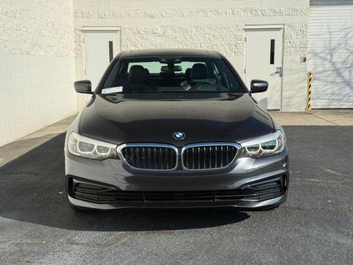 2019 BMW 530 530i