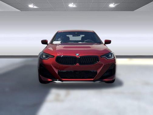 2025 BMW 230 i
