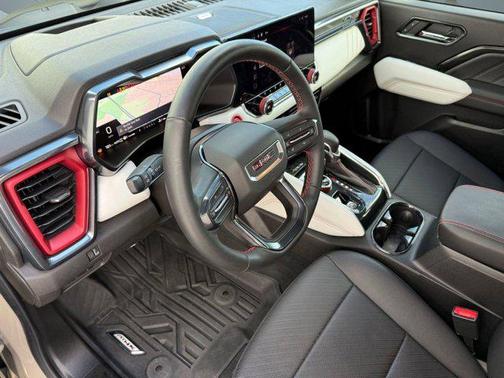 2024 GMC Canyon AT4X