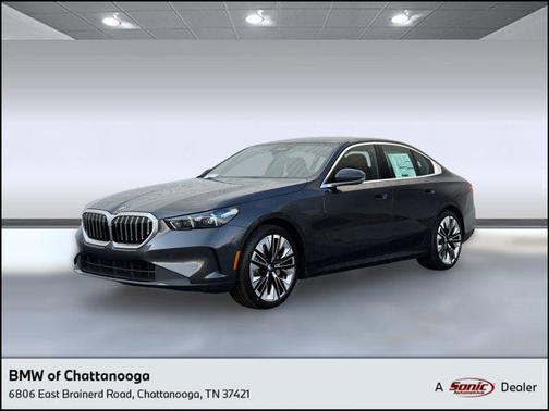 Dark Graphite Metallic 2026 BMW 530 530i