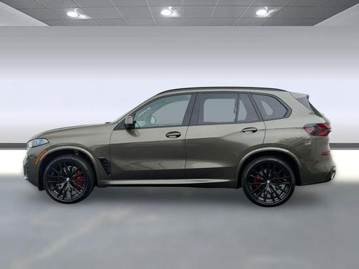 Manhattan Green Metallic 2026 BMW X5 xDrive40i