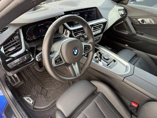2025 BMW Z4 M40i