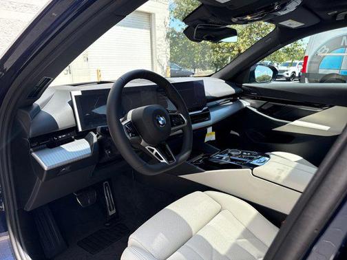 2026 BMW 530 i