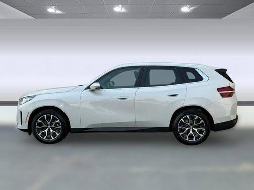 Mineral White Metallic 2026 BMW X3 30 xDrive