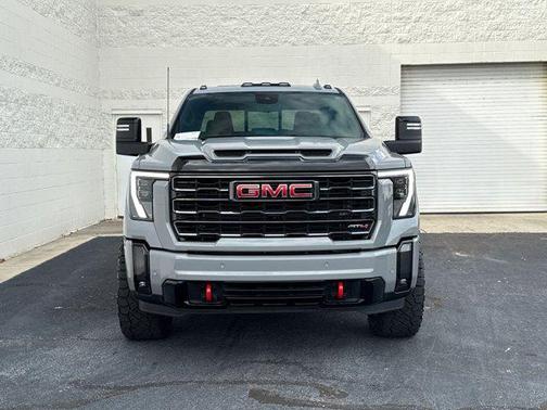 2024 GMC Sierra 2500 AT4