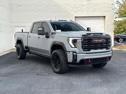 2024 GMC Sierra 2500 AT4