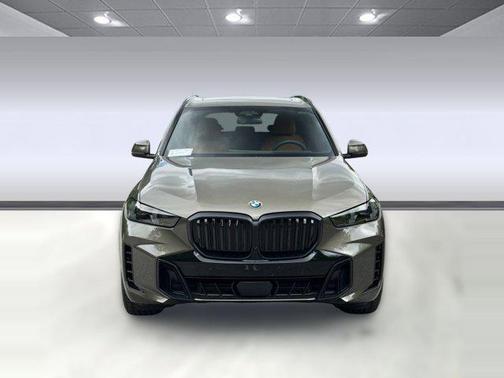 Manhattan Green Metallic 2026 BMW X5 sDrive40i