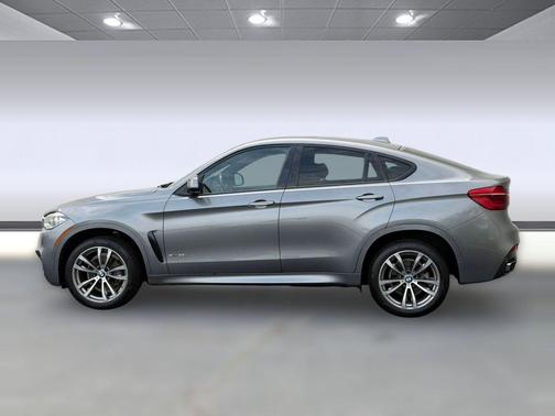 Black 2018 BMW X6 xDrive35i