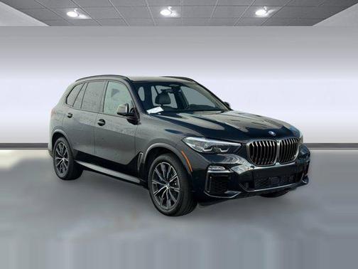 2021 BMW X5 M50i