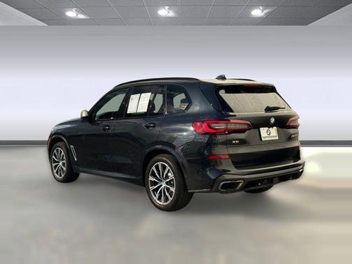 2021 BMW X5 M50i