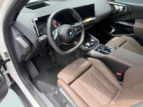Mineral White Metallic 2026 BMW X3 30 xDrive
