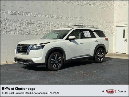 2023 Nissan Pathfinder Platinum 4WD