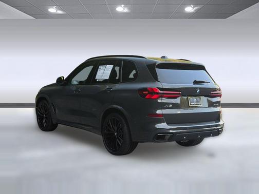 Dravit Grey Metallic 2026 BMW X5 xDrive40i