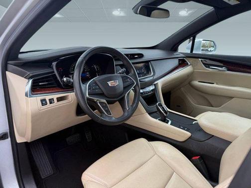 2018 Cadillac XT5 Premium Luxury