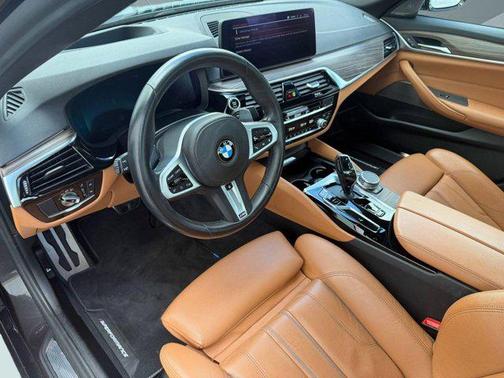 Dark Graphite Metallic 2021 BMW 540 xDrive