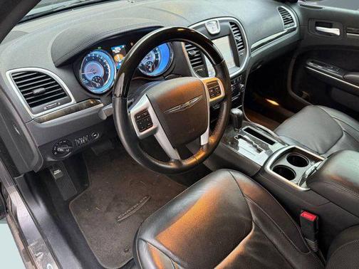 2014 Chrysler 300C Base