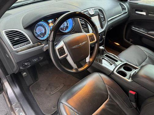 2014 Chrysler 300C Base