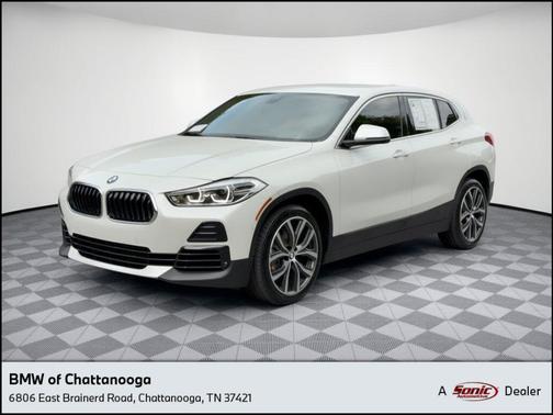 Mineral White Metallic 2022 BMW X2 sDrive28i