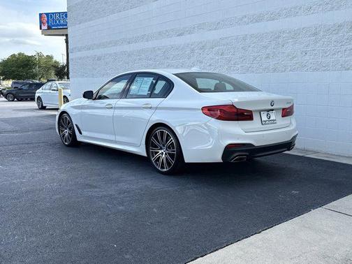 2019 BMW 540 540i