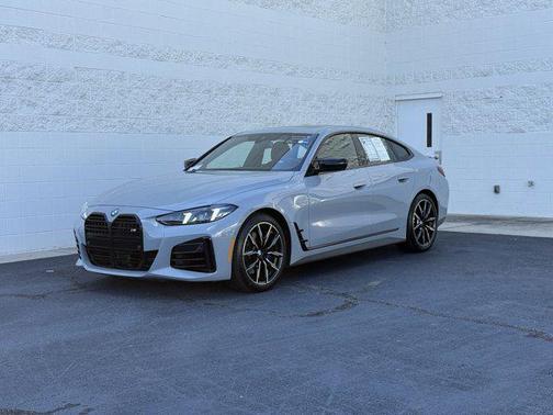2025 BMW M440 i
