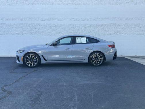 2025 BMW M440 i