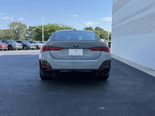 2025 BMW M440 i