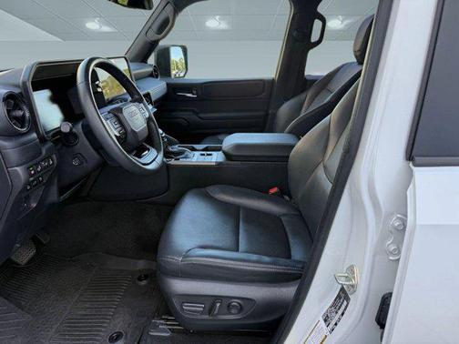 Wind Chill Pearl 2024 Toyota Land Cruiser Base