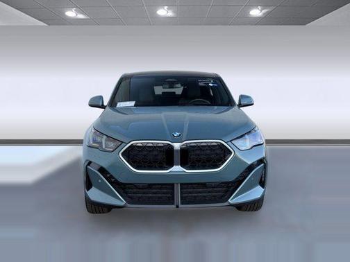 2025 BMW X2 xDrive28i