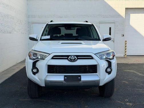 2024 Toyota 4Runner TRD Off Road