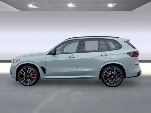 Brooklyn Grey Metallic 2026 BMW X5 M60i