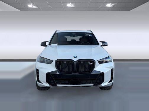 2025 BMW X5 M60i