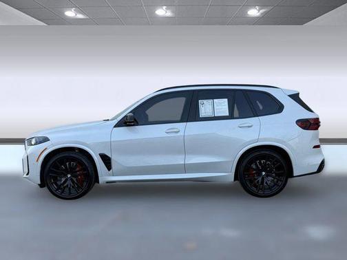 2025 BMW X5 M60i