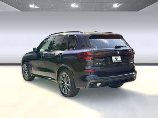 Carbon Black Metallic 2026 BMW X5 sDrive40i