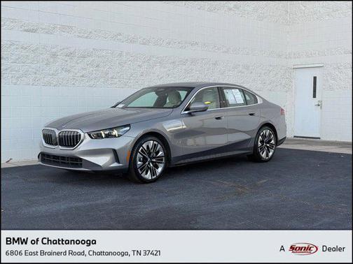 2025 BMW 530 530i