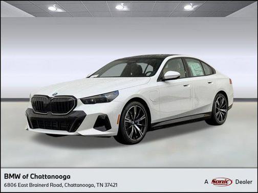 2026 BMW 550e xDrive