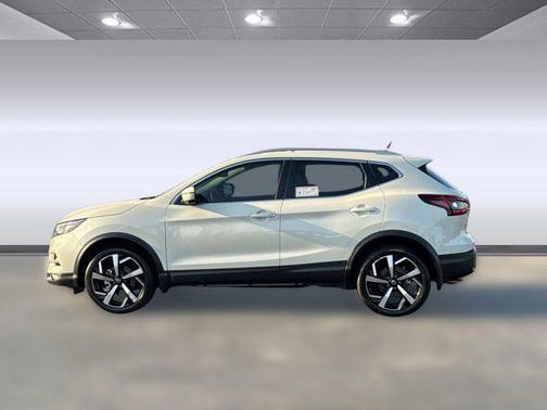 2021 Nissan Rogue Sport SL