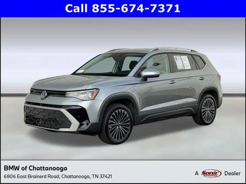 2025 Volkswagen Taos 1.5T SE