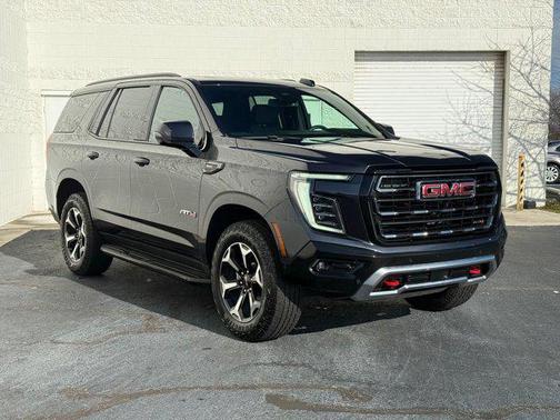 2025 GMC Yukon 4WD AT4