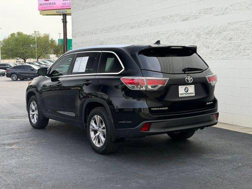 Attitude Black Metallic 2015 Toyota Highlander XLE