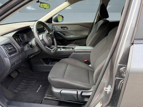 Gun Metallic 2023 Nissan Rogue S