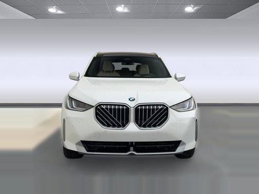Mineral White Metallic 2026 BMW X3 30 xDrive