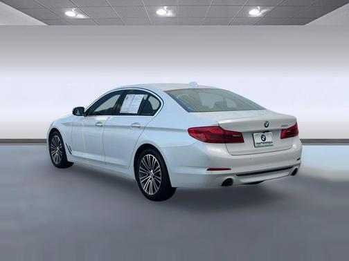 White 2018 BMW 530 530i