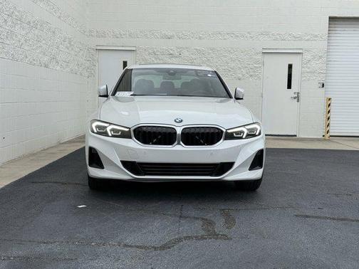2024 BMW 330 i xDrive